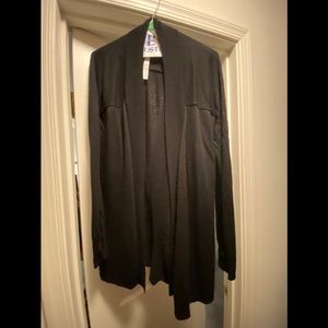 Lululemon open cardigan- excellent condition